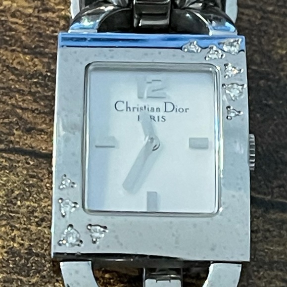 Christian Dior watch with diamonds in GUC - Picture 5 of 7